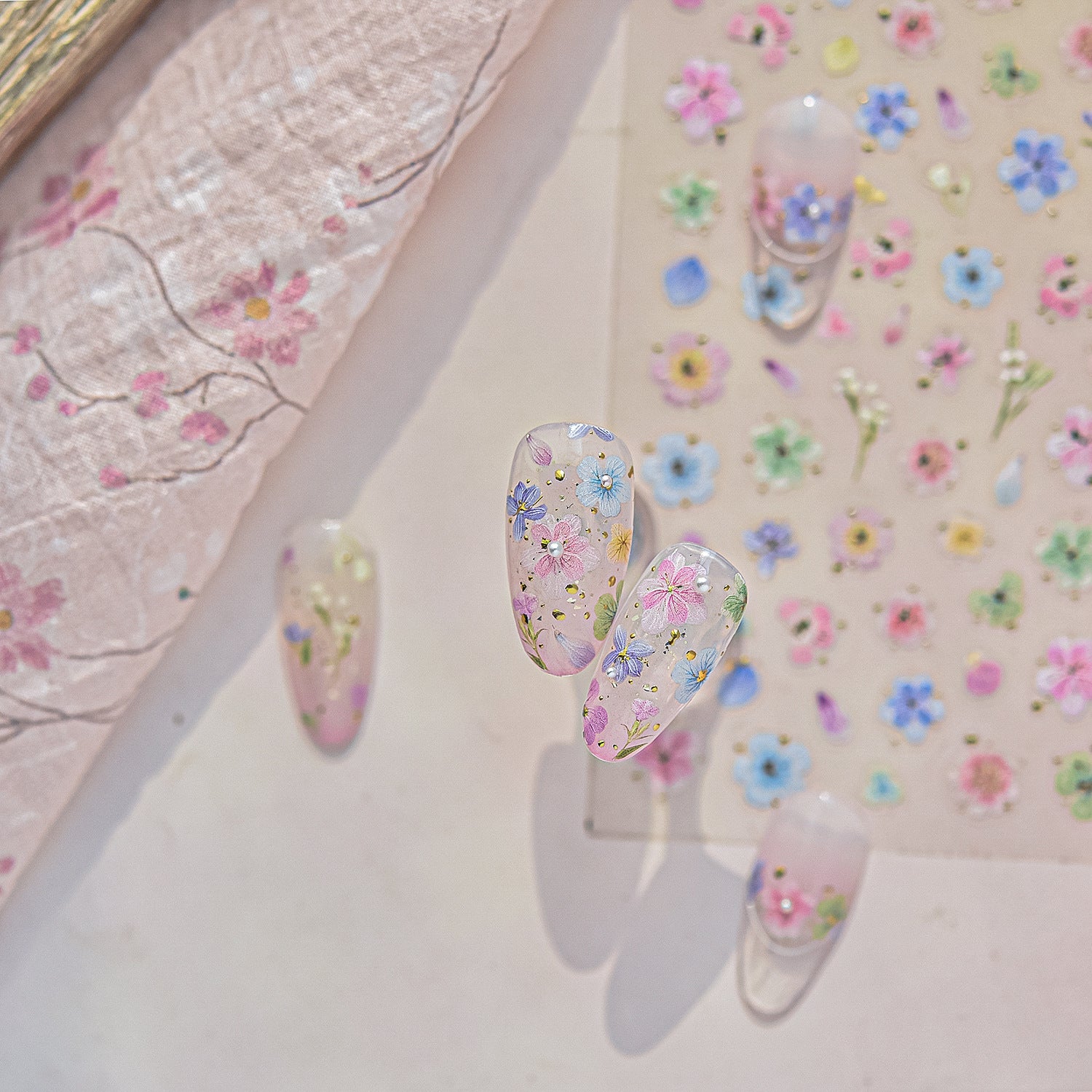 Nails Stikcers with floral design 